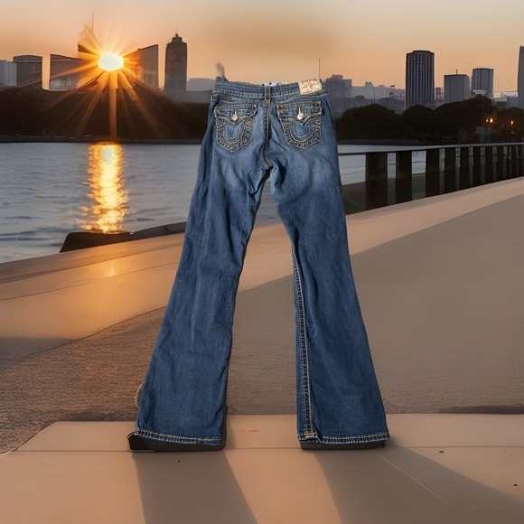 True Religion Jeans Women 30x32 Bootcut Becky Super T Thick Stitch - Picture 1 of 10